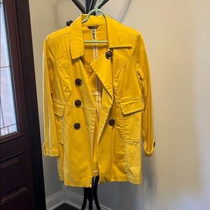 Daisy Fuentes Vibrant Yellow Trench Coat